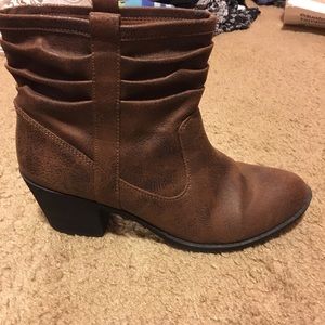 Size 8 brown booties